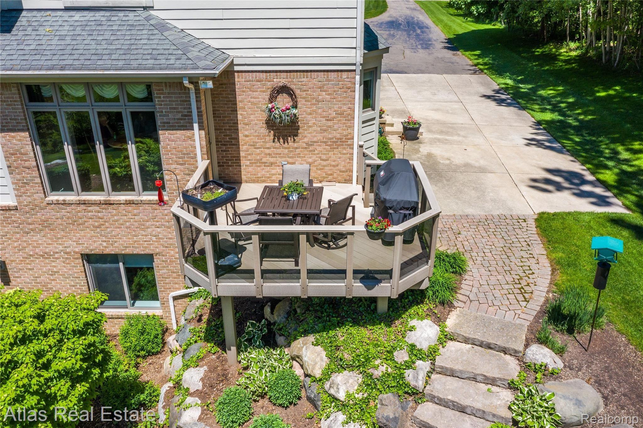 9077 Ridge Road Goodrich, MI 48438 - Photo 16 of 73 2.jpg