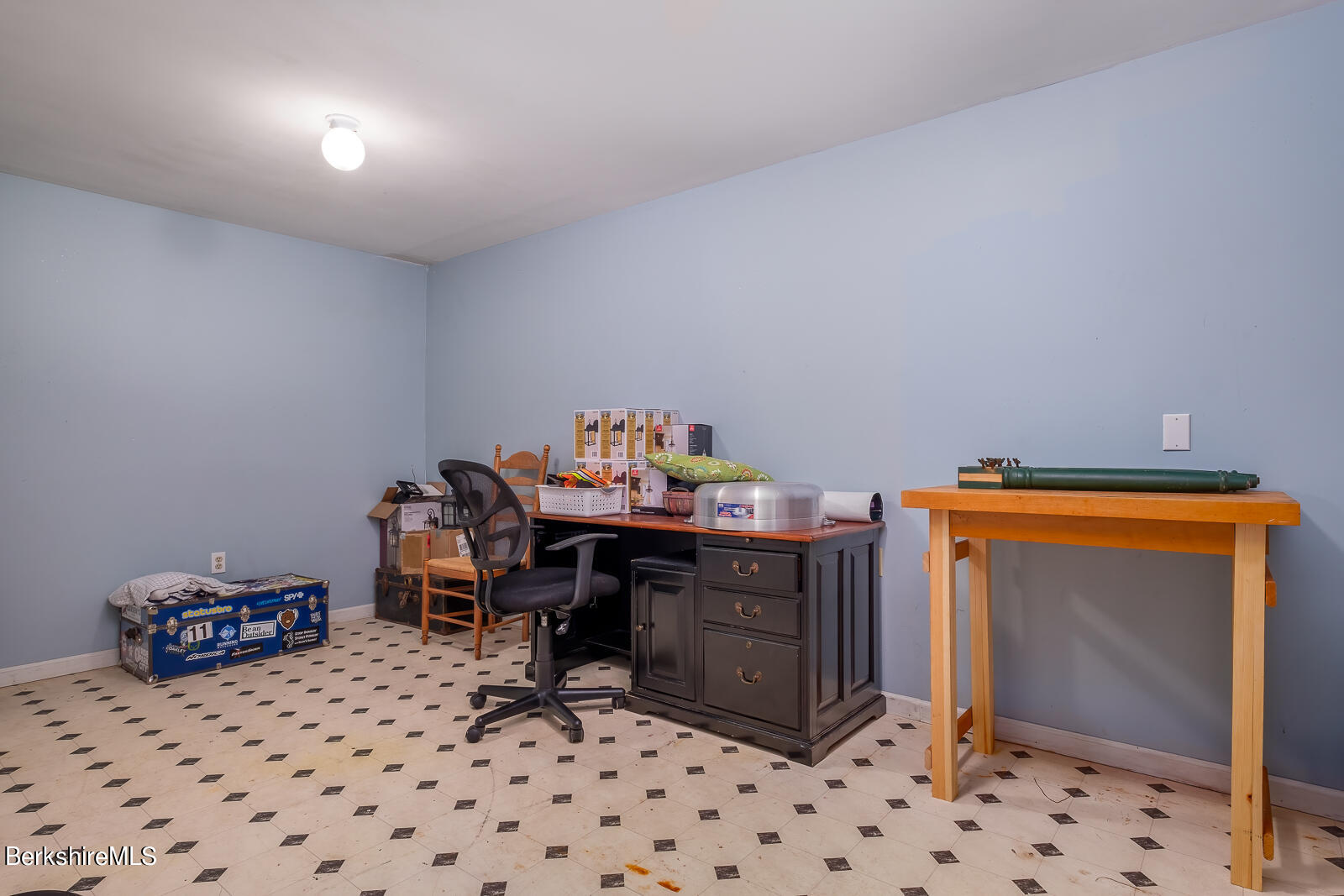 491 Henderson Road Williamstown, MA 01267 - Photo 40 of 42 a view of workspace with furniture