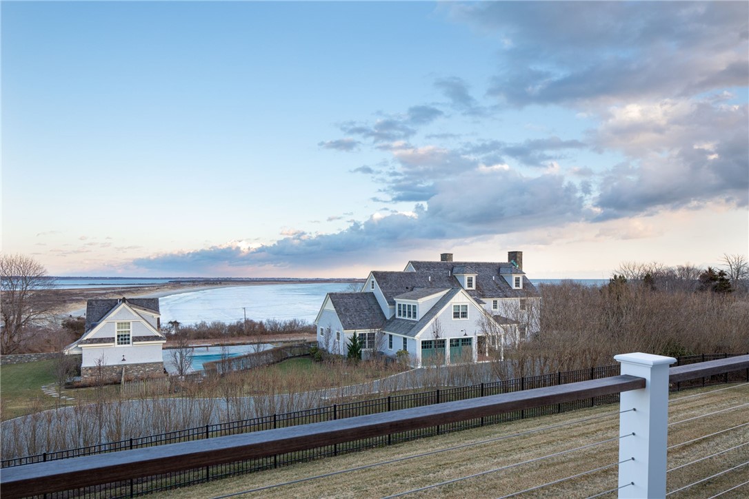 444 Purgatory Lane Middletown, RI 02842 - Photo 15 of 50