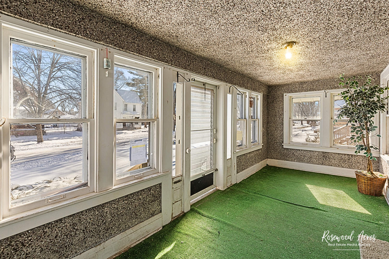 1035 South 3rd Avenue Kankakee, IL 60901 - Photo 2 of 21