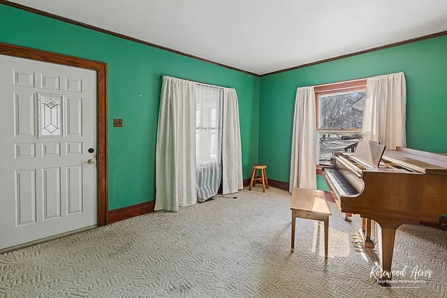 $164,900 | 1035 South 3rd Avenue, Kankakee, IL 60901