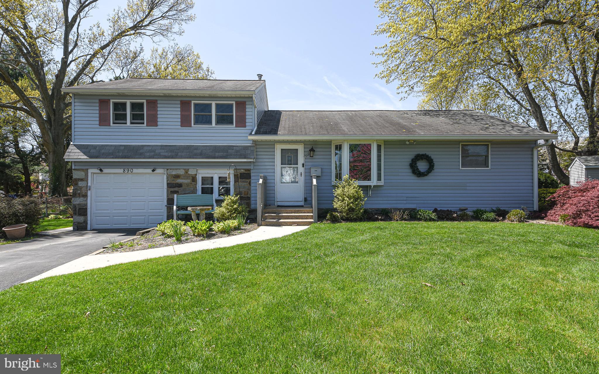 890 Walnut Road Warminster, PA 18974 - Photo 3 of 27
