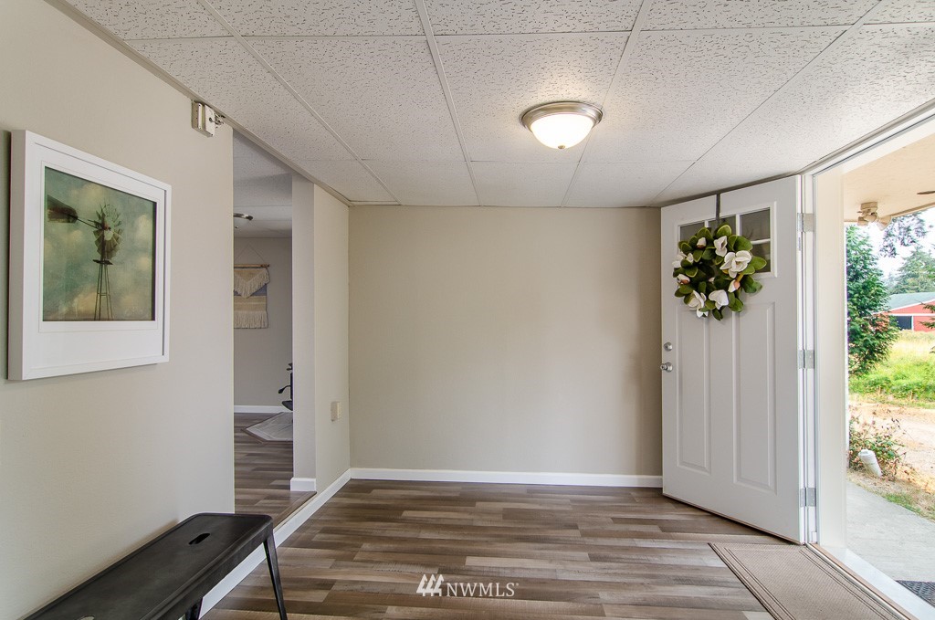 8272 Kickerville Road Custer, WA 98240 - Photo 4 of 21