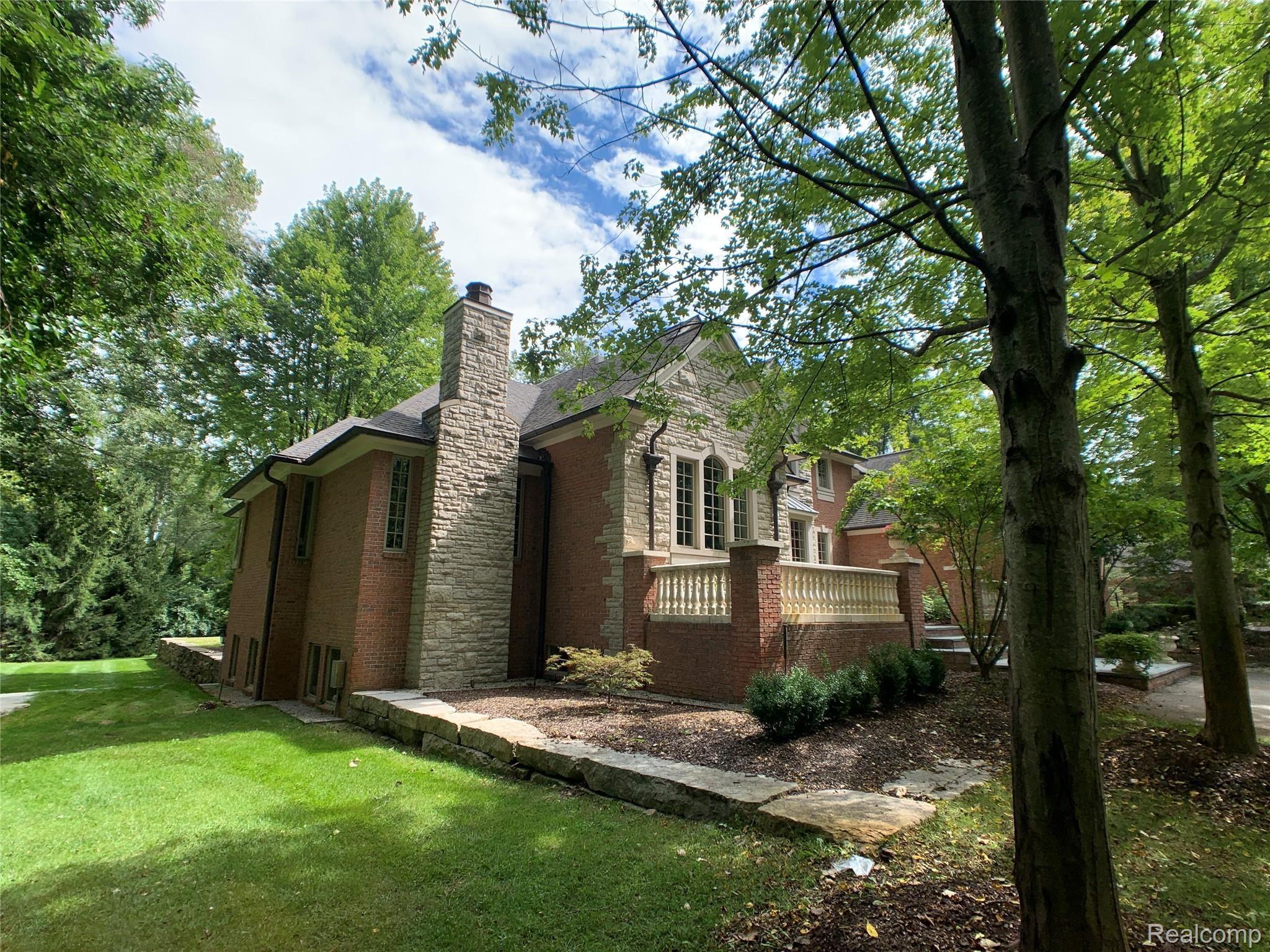30246 Inkster Road Franklin, MI 48025 - Photo 7 of 53 Photo Sep 10, 1 20 33 PM - Copy.jpg