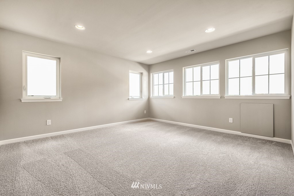6402 Southeast 5th Place, Unit 6 Renton, WA 98059 - Photo 17 of 25 Gallery Image 17