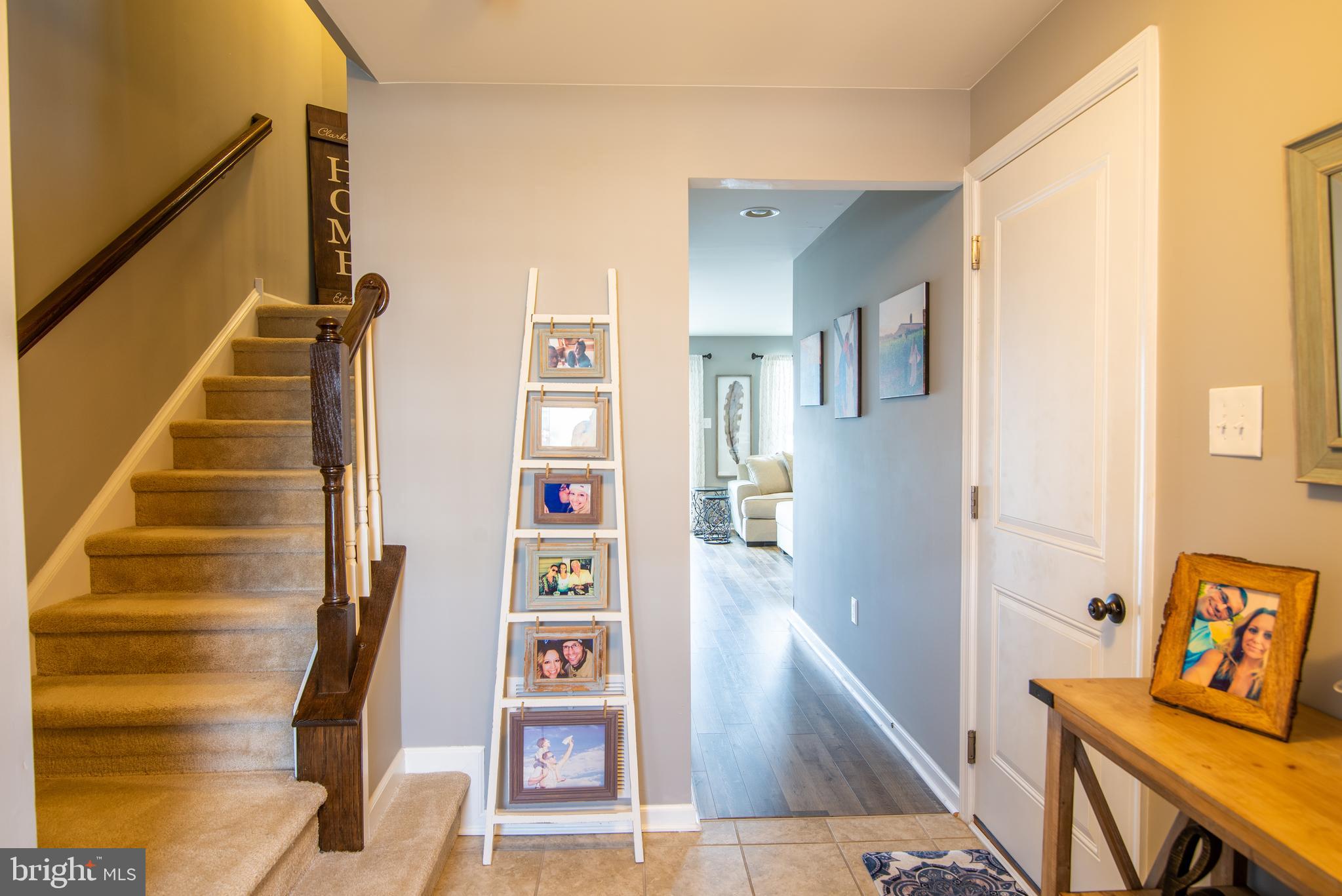 327 Iannelli Road Clarksboro, NJ 08020 - Photo 3 of 16 Entry