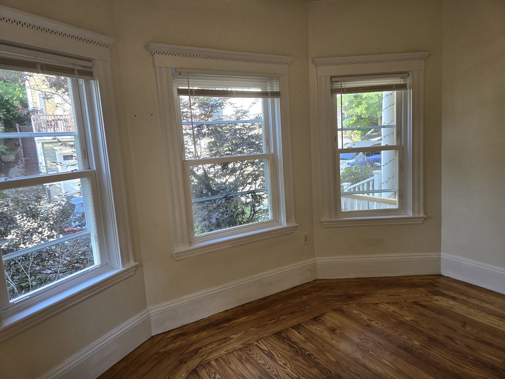 33 Tower Street, Unit 1 Boston, MA 02130 - Photo 3 of 28