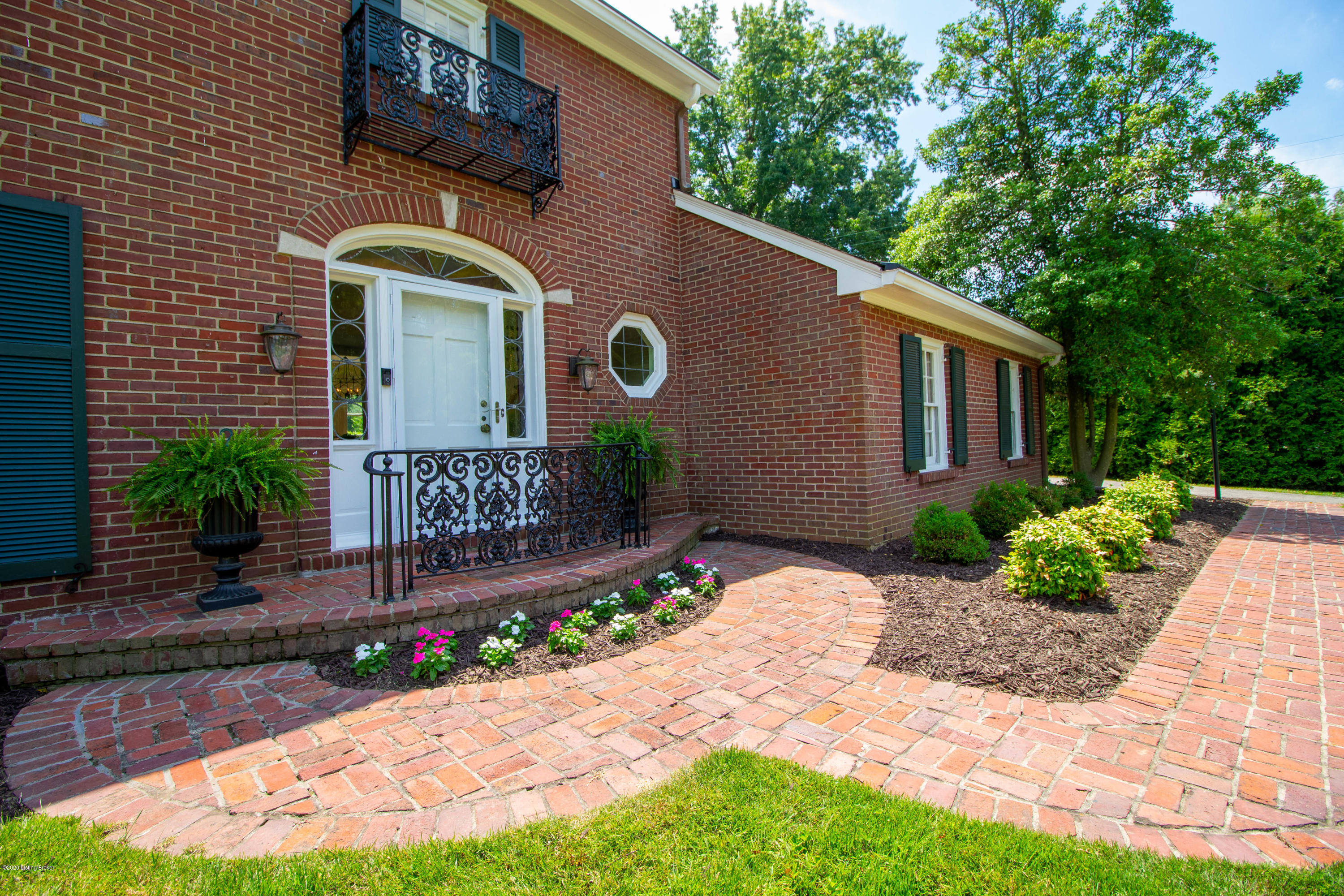 500 Ridgewood Road Louisville, KY 40207 - Photo 4 of 48 exterior (19 of 21)