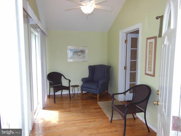 431 Stiles Avenue Ridley Park, PA 19078 - Photo 6 of 20 Sun Room