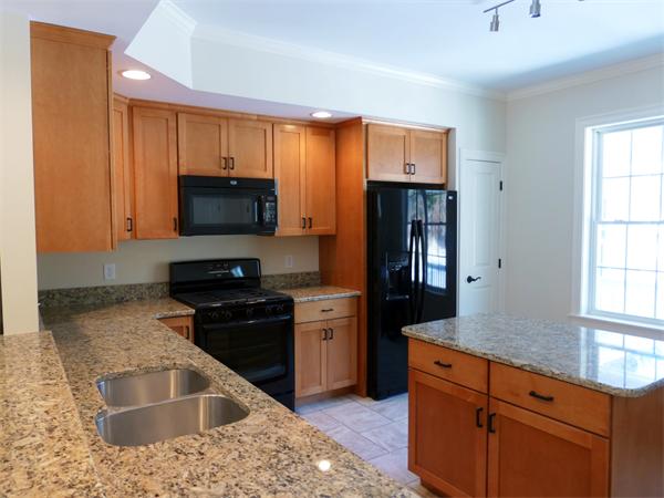 76 Glendale Road Southampton, MA 01073 - Photo 3 of 23 Gallery Image 3