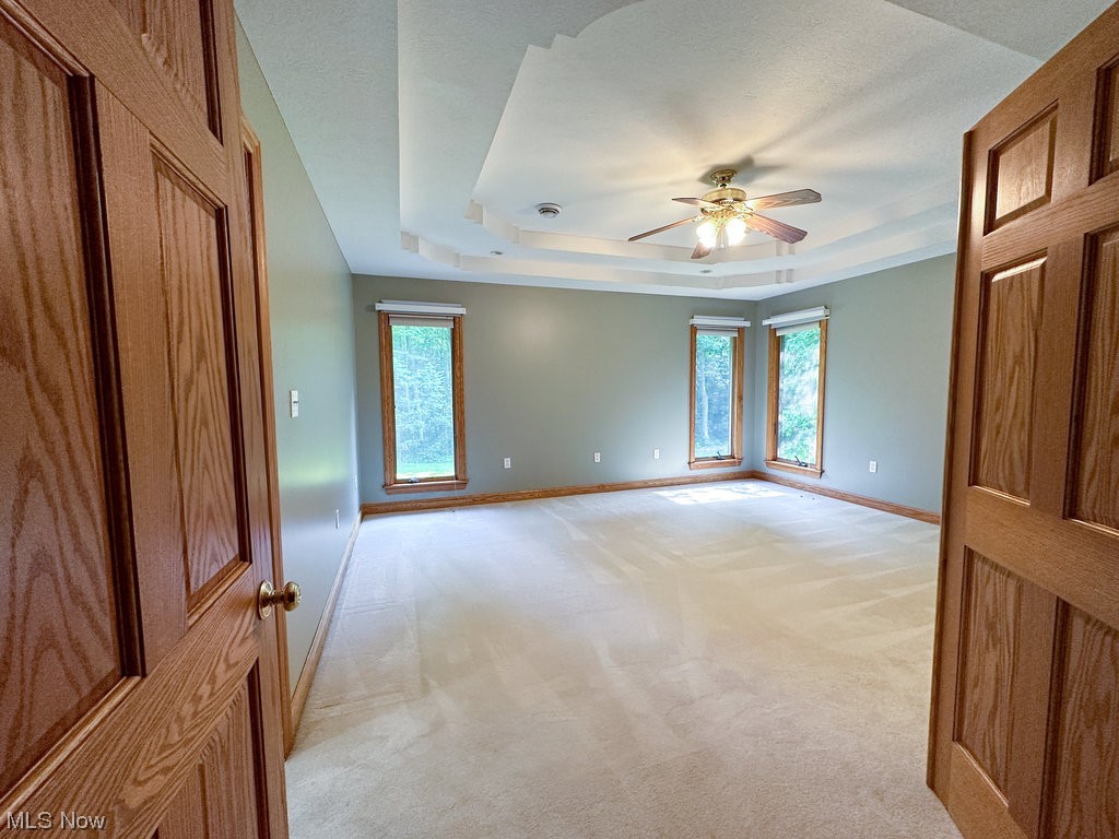 48323 Russia Road Amherst, OH 44001 - Photo 18 of 35 Gallery Image 18