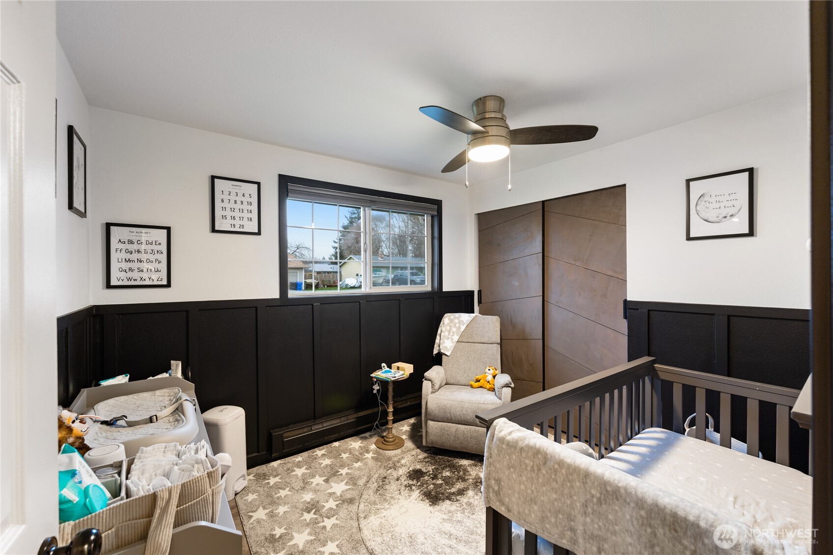 882 Southwest McCrohan Street Oak Harbor, WA 98277 - Photo 15 of 38