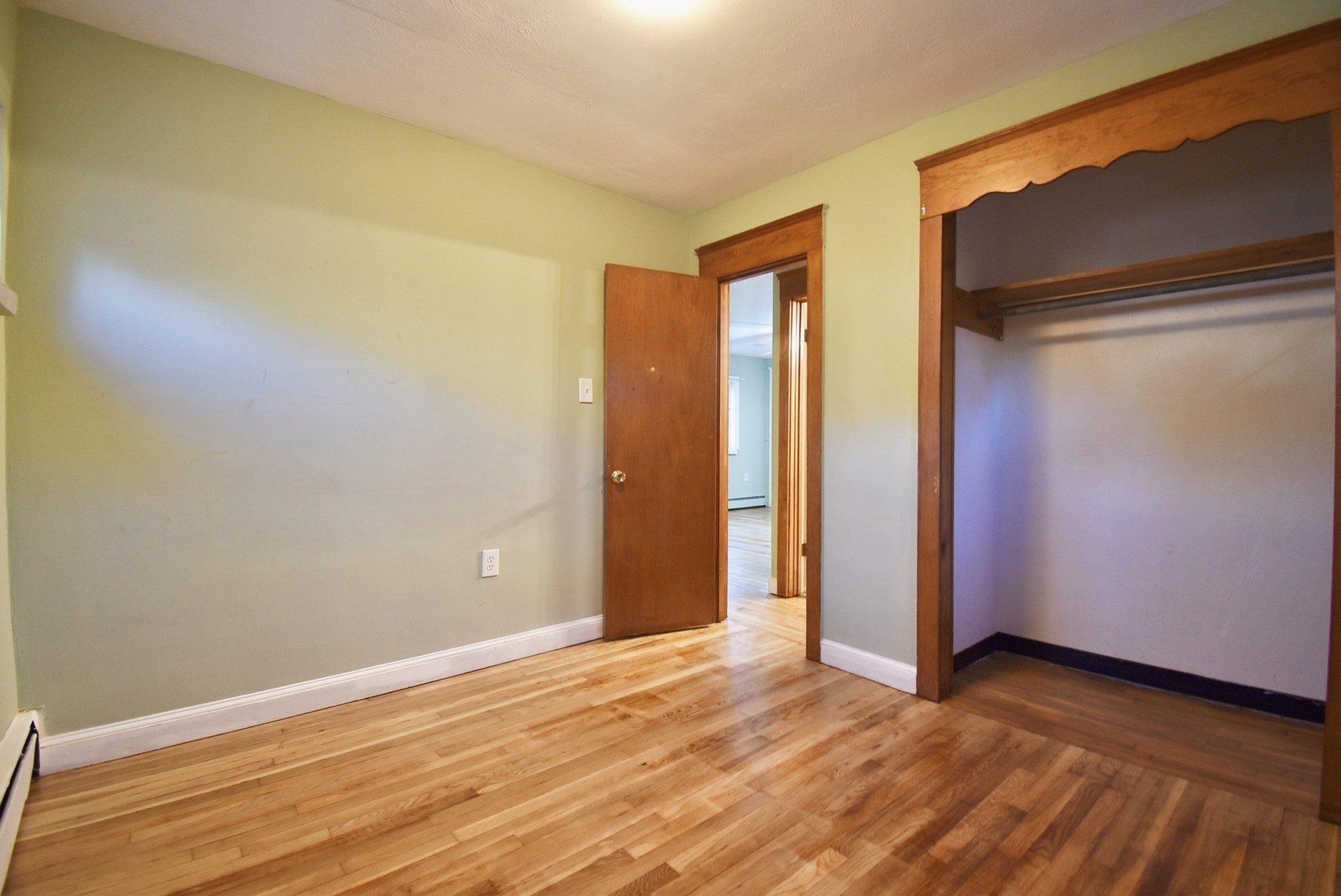 5 Cliff Street, Unit 4 Beverly, MA 01915 - Photo 9 of 12 Gallery Image 9