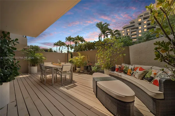 $6,000 | 251 Crandon Boulevard, Unit 136, Key Biscayne, FL 33149