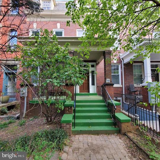 1212 Park Road Northwest Washington, DC 20010 - Photo 1 of 17 Gallery Image 1