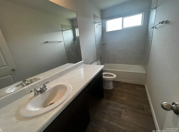 $2,300 | 7259 Brisk Brook, Converse, TX 78109