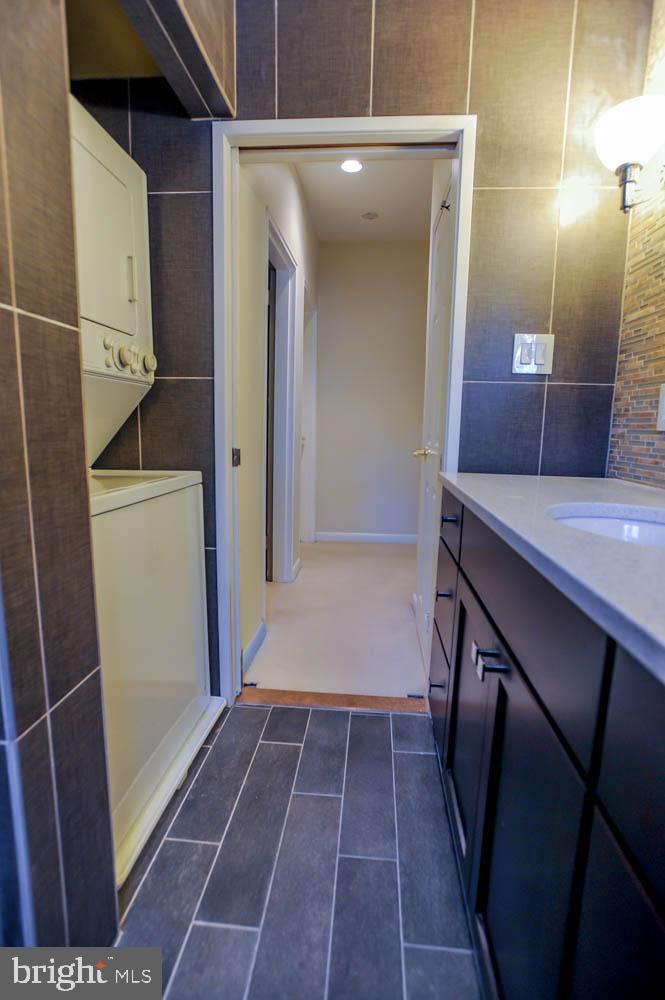202 Skyhill Road, Unit 9 Alexandria, VA 22314 - Photo 20 of 38