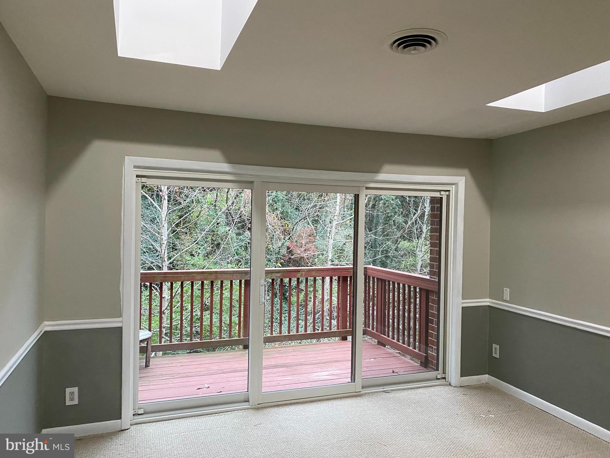 202 Skyhill Road, Unit 9 Alexandria, VA 22314 - Photo 27 of 38