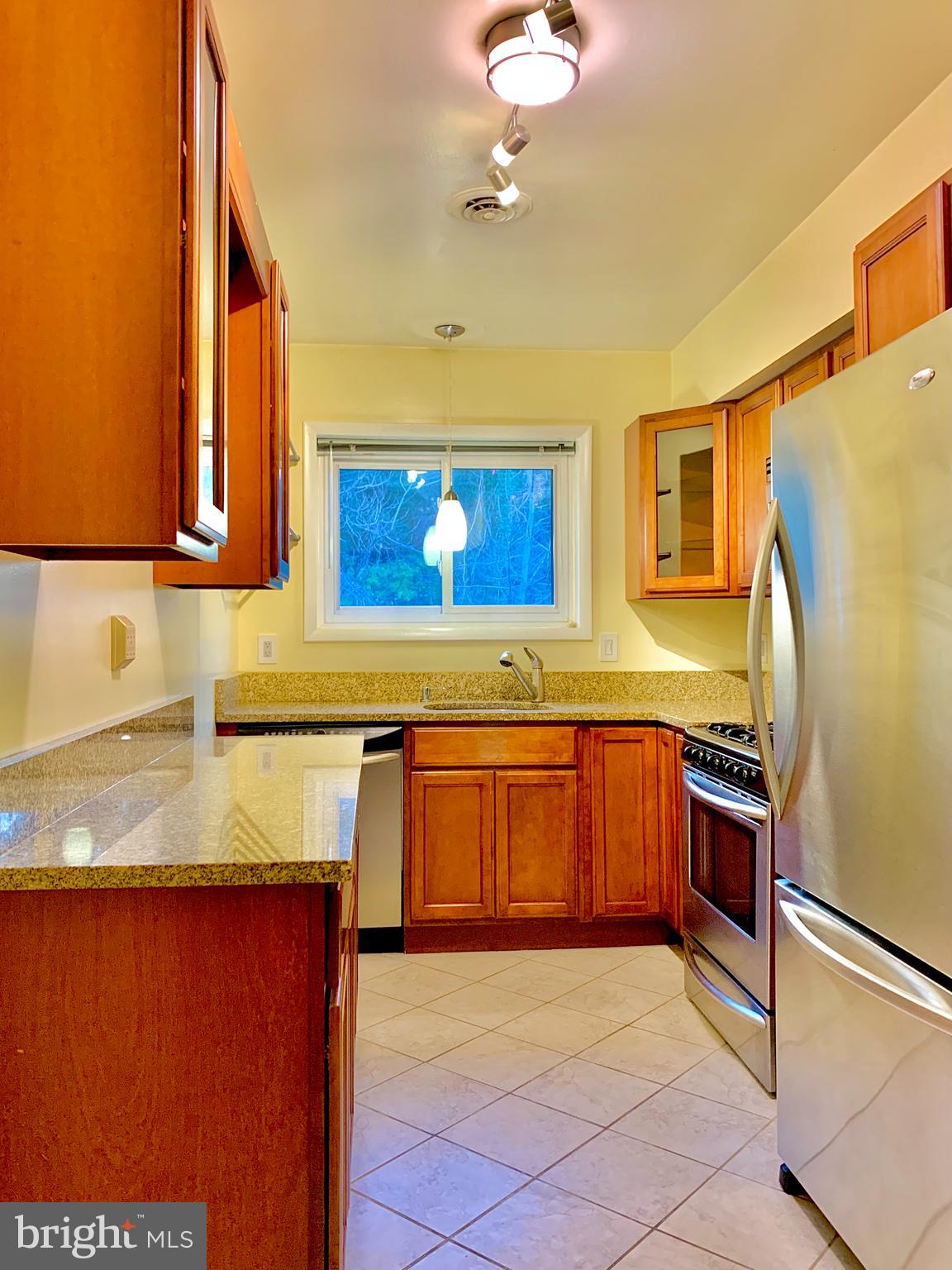 202 Skyhill Road, Unit 9 Alexandria, VA 22314 - Photo 38 of 38