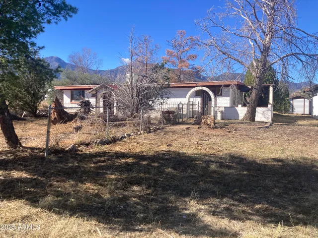 $195,000 | 6670 South Calle De La Mango, Hereford, AZ 85615