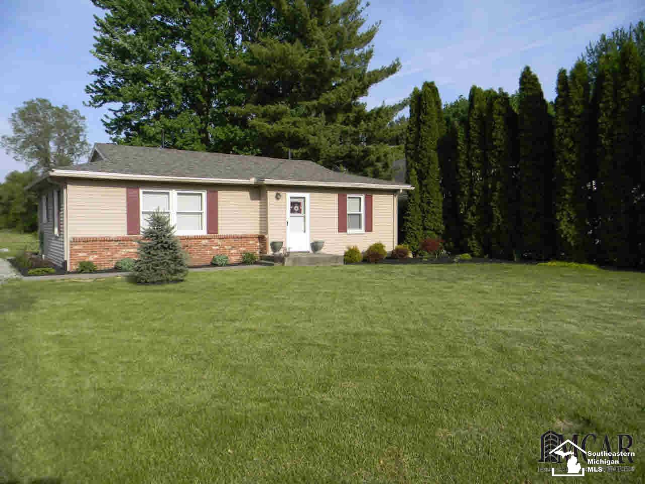 5195 Wells Road Petersburg, MI 49270 - Photo 1 of 10 5195 Wells