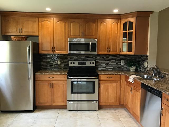 6733 Via Regina Boca Raton, FL 33433 - Photo 1 of 25 3a2