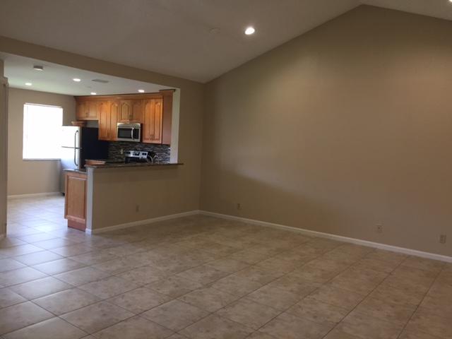 6733 Via Regina Boca Raton, FL 33433 - Photo 11 of 25 3z
