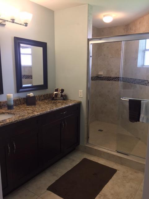 6733 Via Regina Boca Raton, FL 33433 - Photo 16 of 25 10