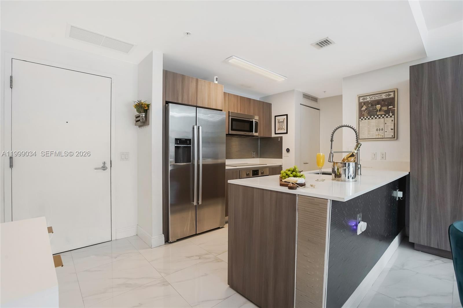 201 Southwest 17th Road, Unit 311 Miami, FL 33129 - Photo 7 of 21