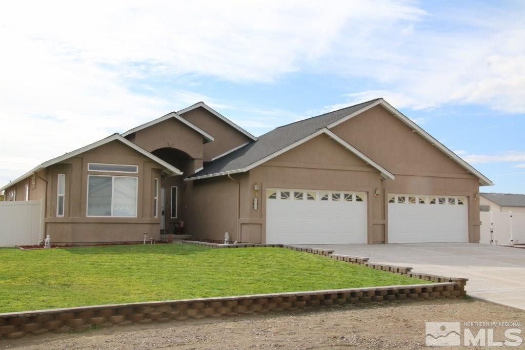 5725 Sarah Road Fallon, NV 89406 - Photo 1 of 1 a view of a house with a yard