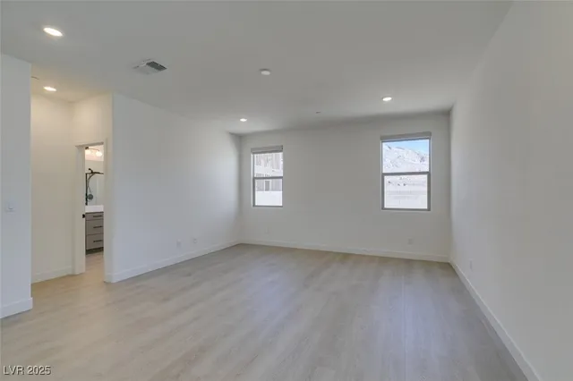 $3,450 | 125 Silver Run Lane, Las Vegas, NV 89138