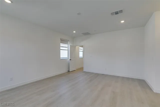 $3,450 | 125 Silver Run Lane, Las Vegas, NV 89138