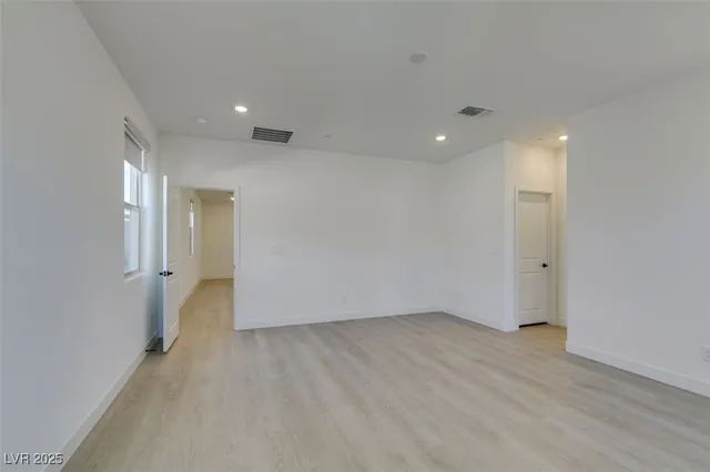 $3,450 | 125 Silver Run Lane, Las Vegas, NV 89138