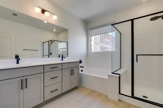 $3,450 | 125 Silver Run Lane, Las Vegas, NV 89138