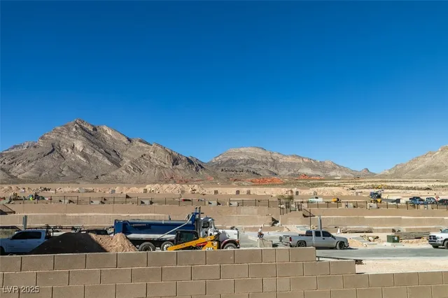 $3,450 | 125 Silver Run Lane, Las Vegas, NV 89138