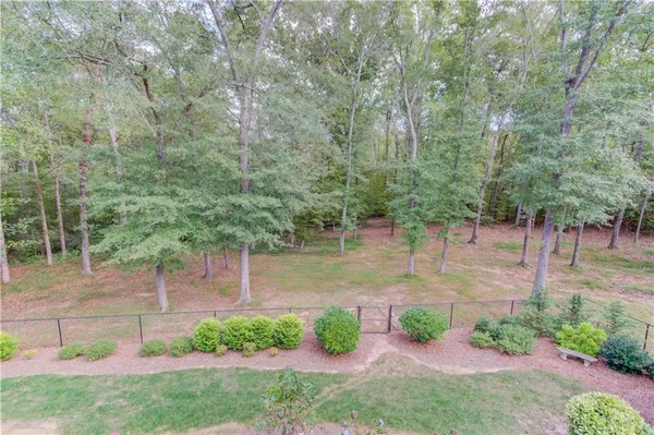 $899,900 | 624 Skyland Drive, Hoschton, GA 30548