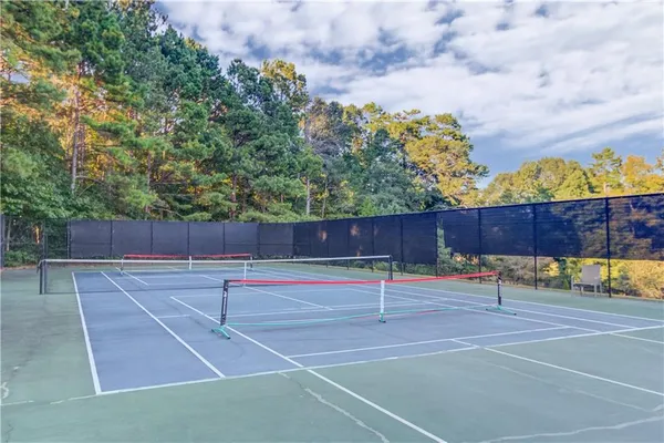 $899,900 | 624 Skyland Drive, Hoschton, GA 30548