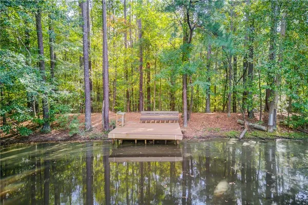 $899,900 | 624 Skyland Drive, Hoschton, GA 30548