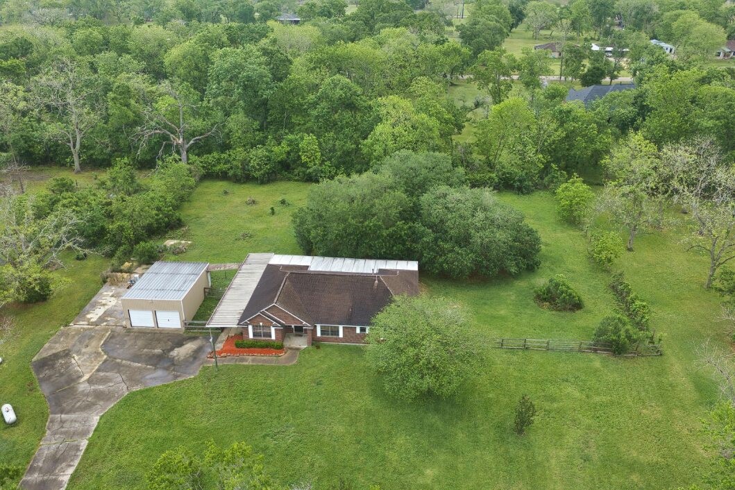 308 County Road 893B Angleton, TX 77515 - Photo 1 of 41