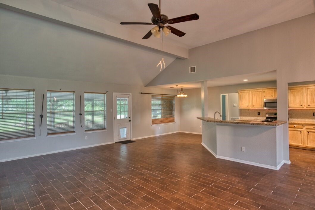 308 County Road 893B Angleton, TX 77515 - Photo 16 of 41