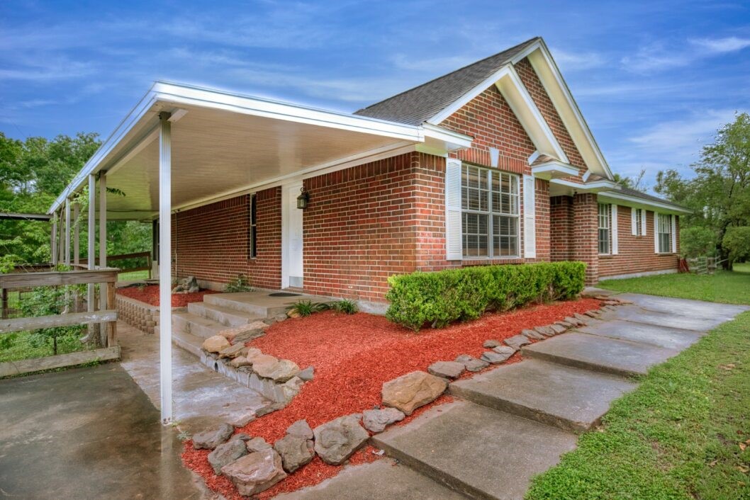 308 County Road 893B Angleton, TX 77515 - Photo 6 of 41