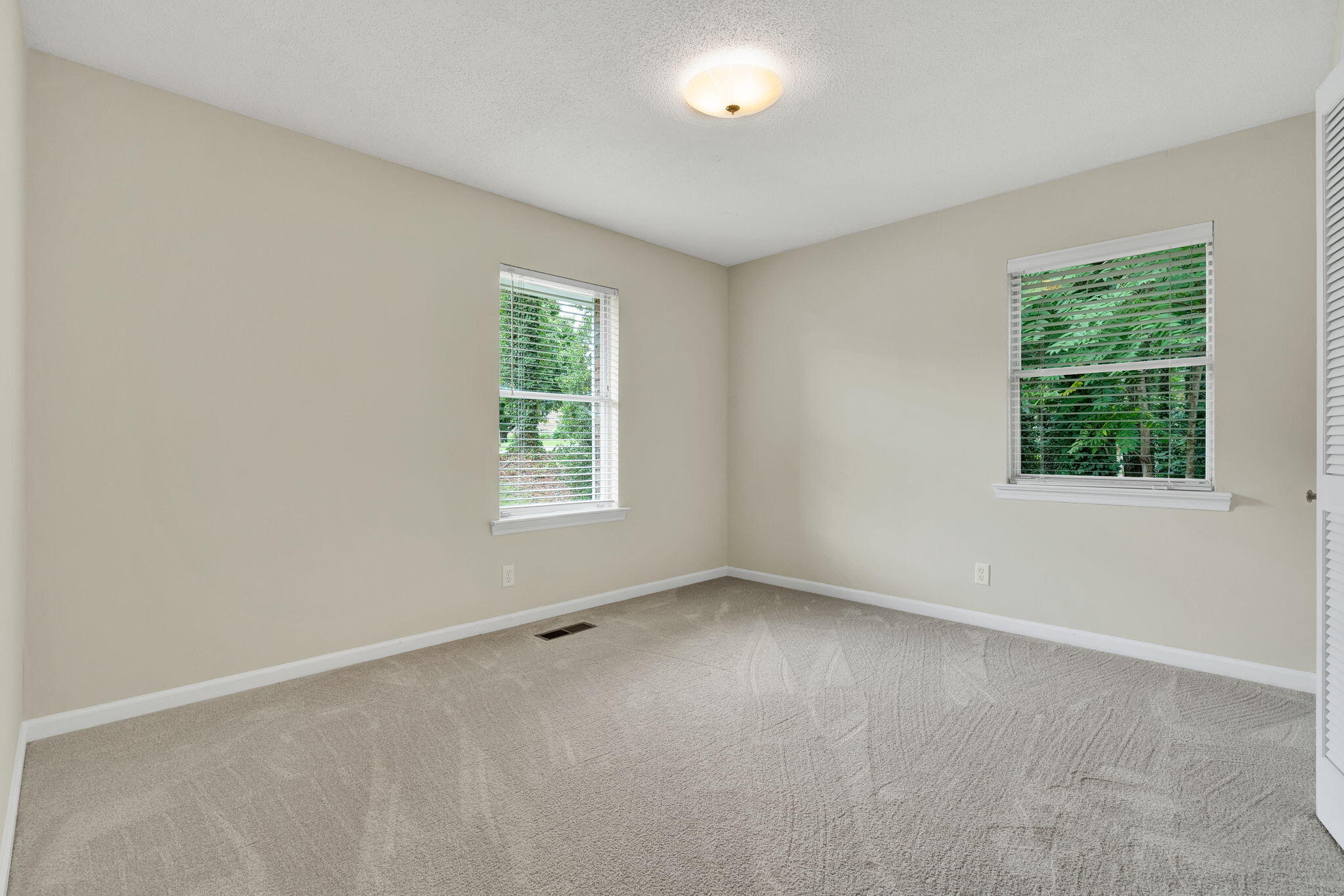 7104 Moreview Road Chattanooga, TN 37412 - Photo 29 of 65 36-web-or-mls-DSC00171