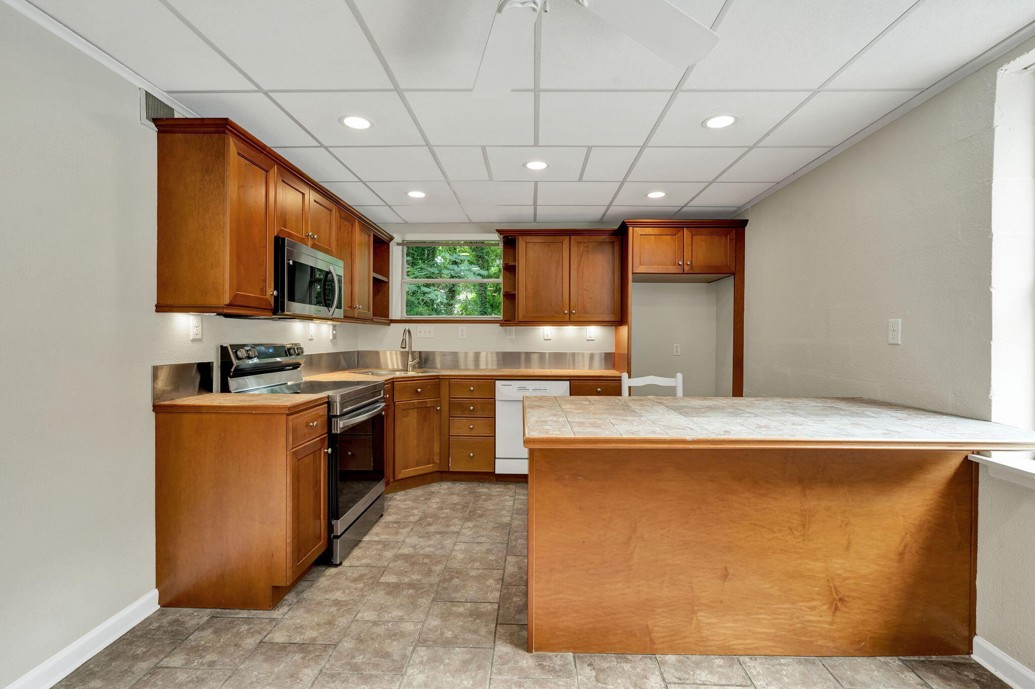 7104 Moreview Road Chattanooga, TN 37412 - Photo 37 of 65 50-web-or-mls-DSC00248