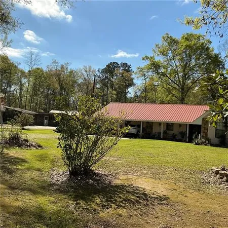 $1,200,000 | 10392-10398 Highway 16, Amite, LA 70422