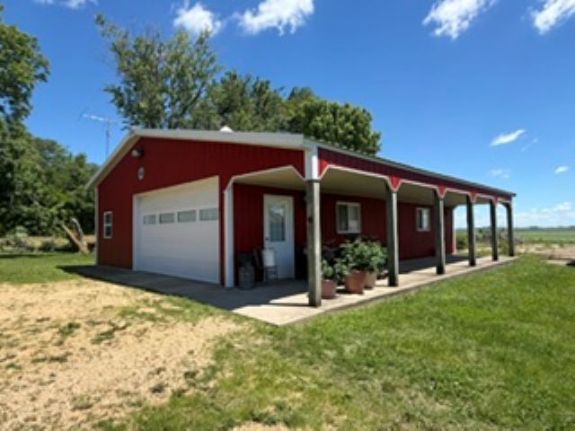 2074 Prairie Road Ashton, IL 61006 - Photo 2 of 9
