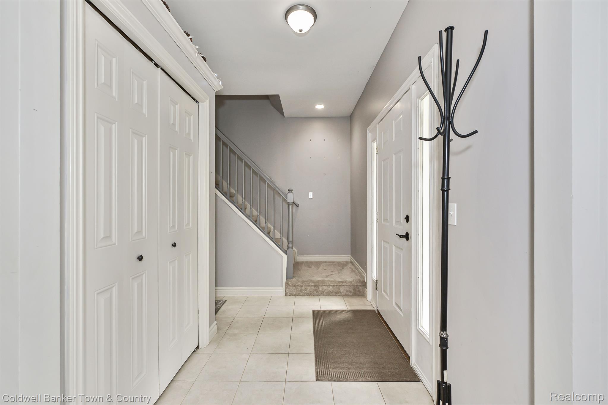 5864 Fisher Road Howell, MI 48855 - Photo 11 of 49 Gallery Image 11