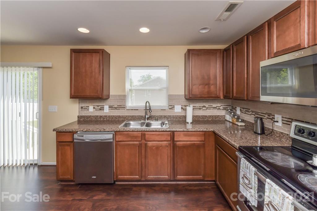 2389 Riding Trail Road Gastonia, NC 28054 - Photo 11 of 37 Gallery Image 11