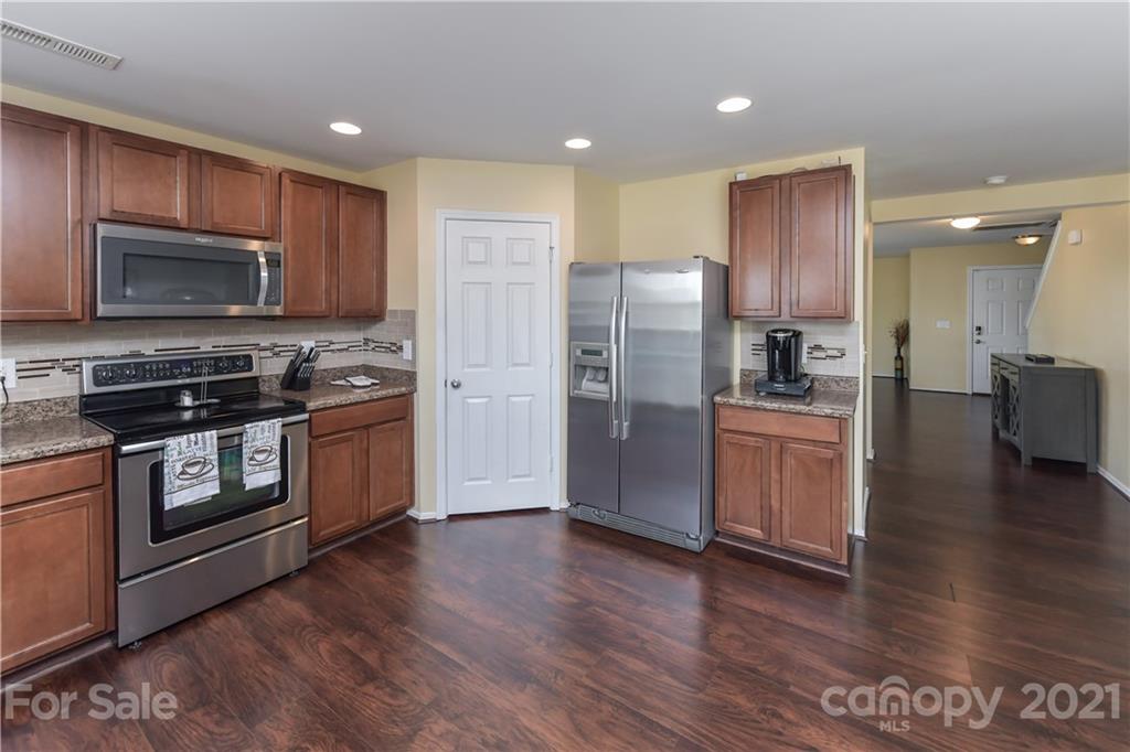 2389 Riding Trail Road Gastonia, NC 28054 - Photo 10 of 37 Gallery Image 10