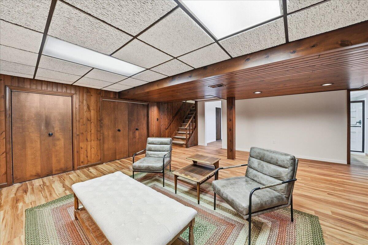 63 Ski Hill Road Portage, IN 46368 - Photo 20 of 28 a living room with furniture