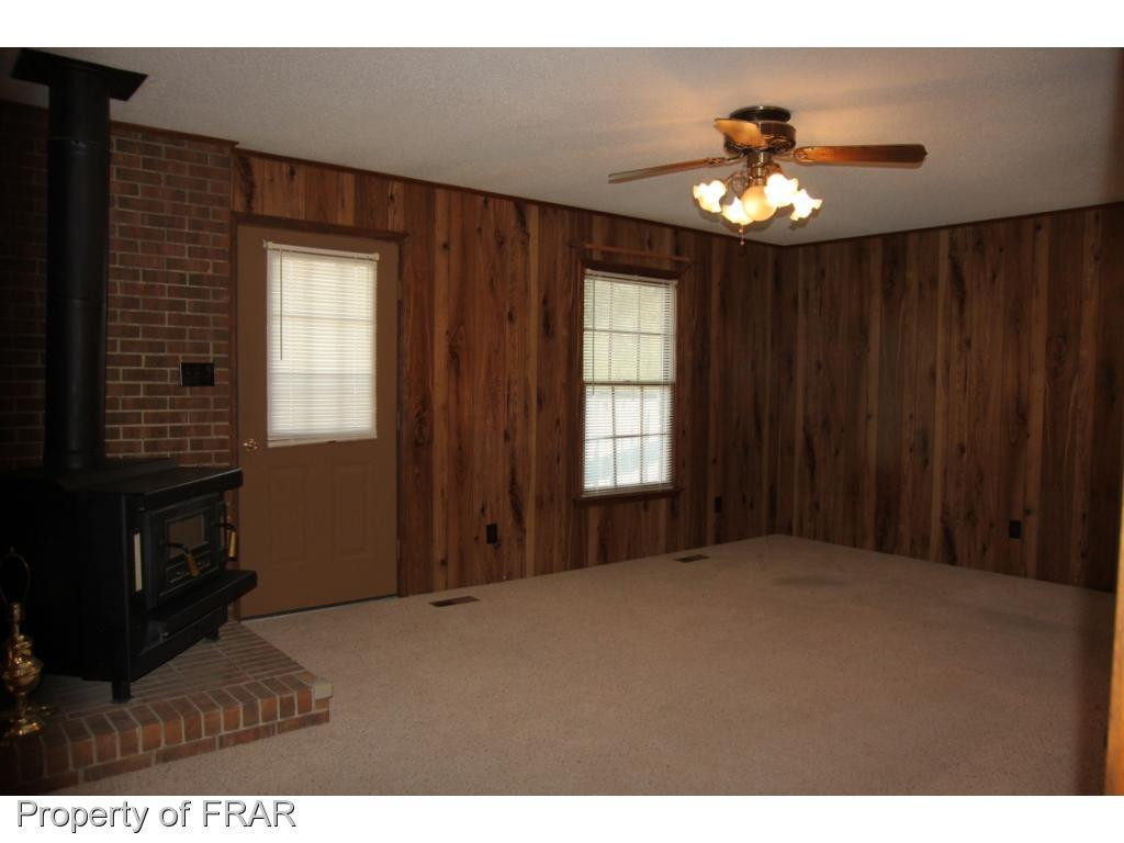 164 Microwave Tower Road Roseboro, NC 28382 - Photo 6 of 14 Photo 6